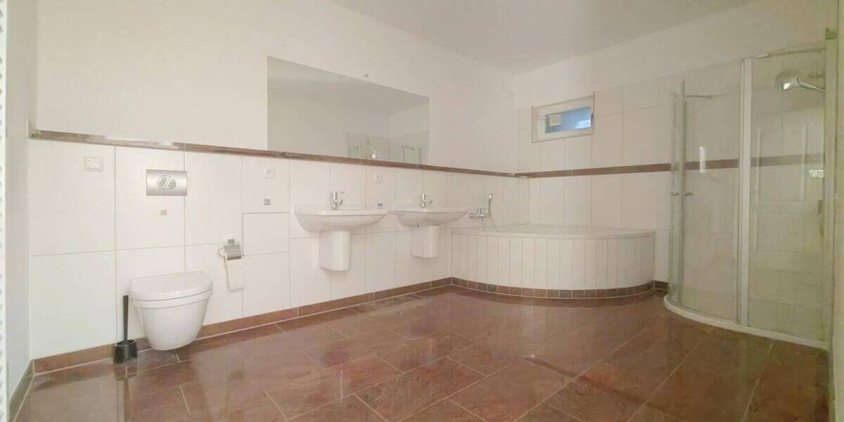Etagenwohnung Dresden Cossebaude - 4 Zimmer, 133 m&sup2;, 480.000&euro; | Angebot:25682293