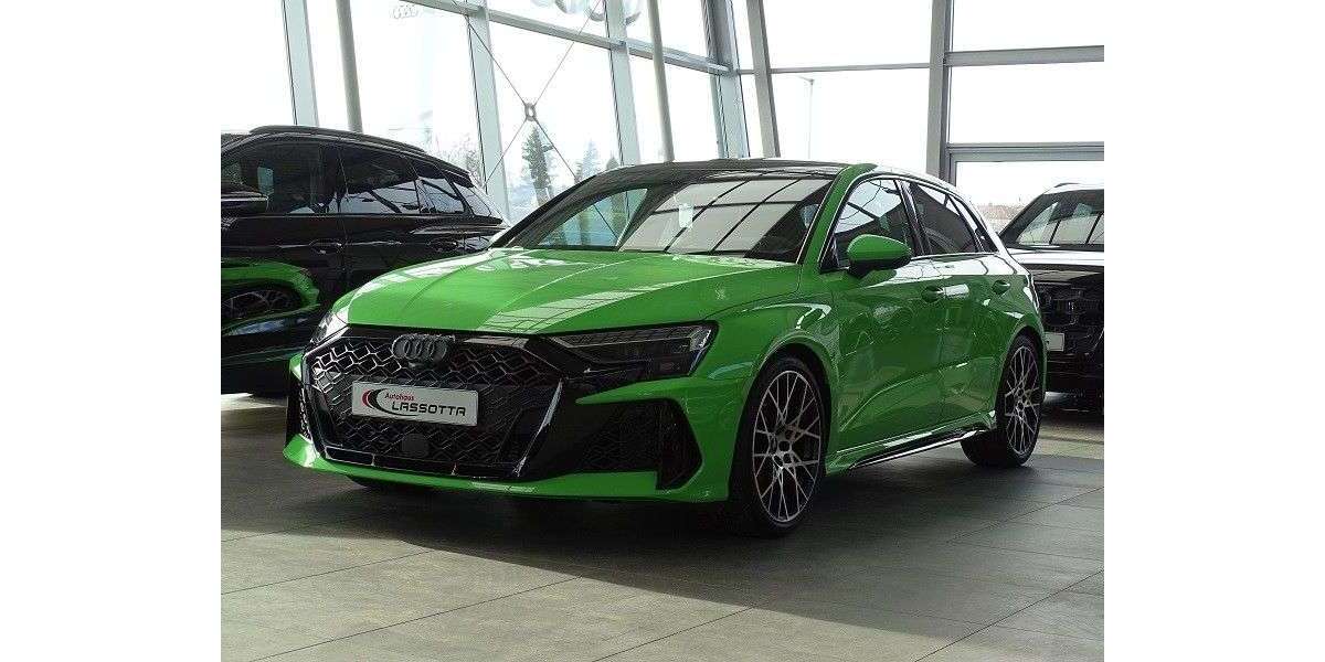 Audi RS3 4.750 km 64.900 &euro; Meissen 01662