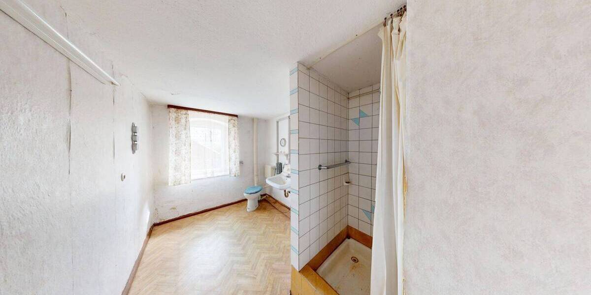Bauernhaus, Landhaus Bad Gottleuba-Berggießhübel Börnersdorf-Breitenau - 8 Zimmer, 268 m&sup2;, 99.000&euro; | Angebot:26018053