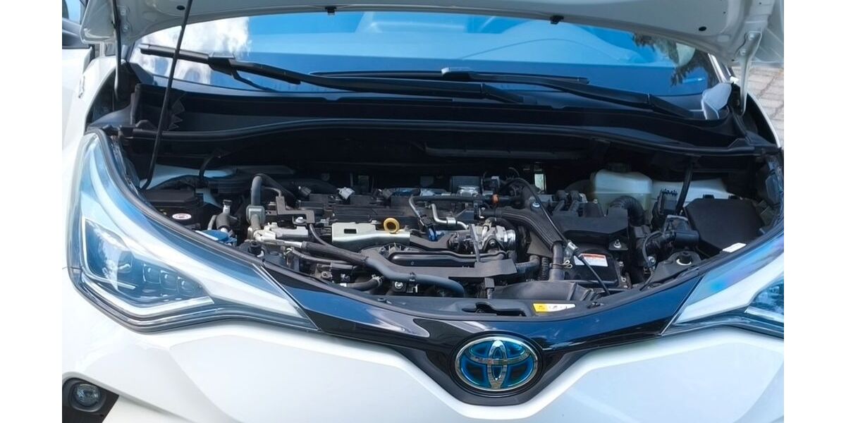 Toyota C-HR 38.000 km 22.899 &euro; Radeberg 01454
