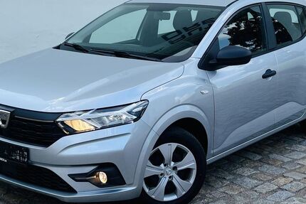 Dacia Sandero 41.212 km 9.890 € Dresden 01257