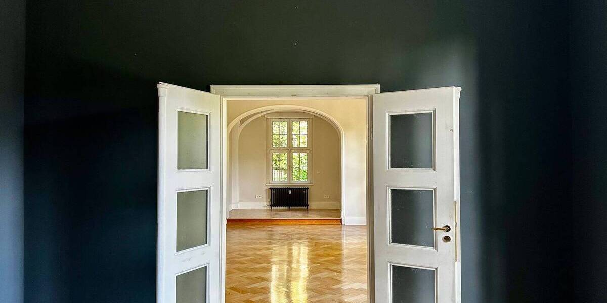 Etagenwohnung Dresden Radeberger Vorstadt - 8 Zimmer, 320 m&sup2;, 1.320.000&euro; | Angebot:26686246
