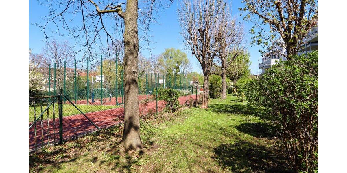 Etagenwohnung Dresden Radeberger Vorstadt - 2 Zimmer, 54 m&sup2;, 179.000&euro; | Angebot:26451666