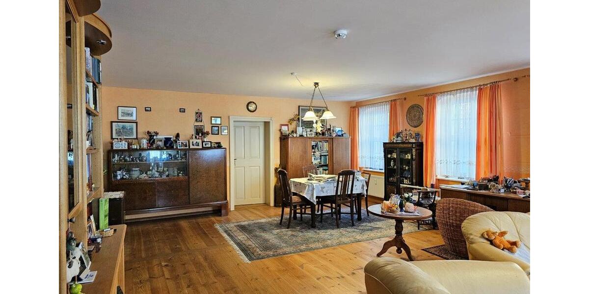 Etagenwohnung Dresden Klotzsche - 2 Zimmer, 107 m&sup2;, 700&euro; | Angebot:26021813