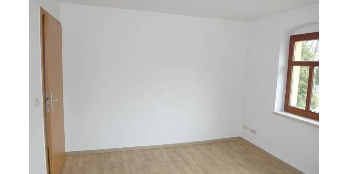 Etagenwohnung Freital - 2 Zimmer, 45 m&sup2;, 399&euro; | Angebot:26319670