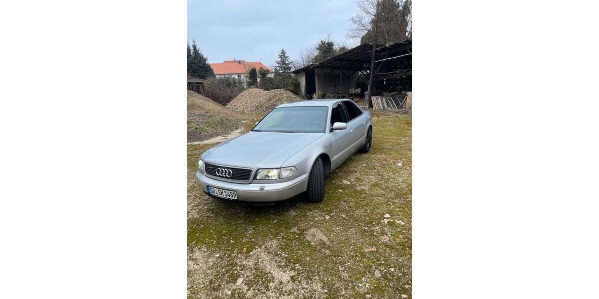 Audi A8 150.000 km 12.001 &euro; Dresden 01159