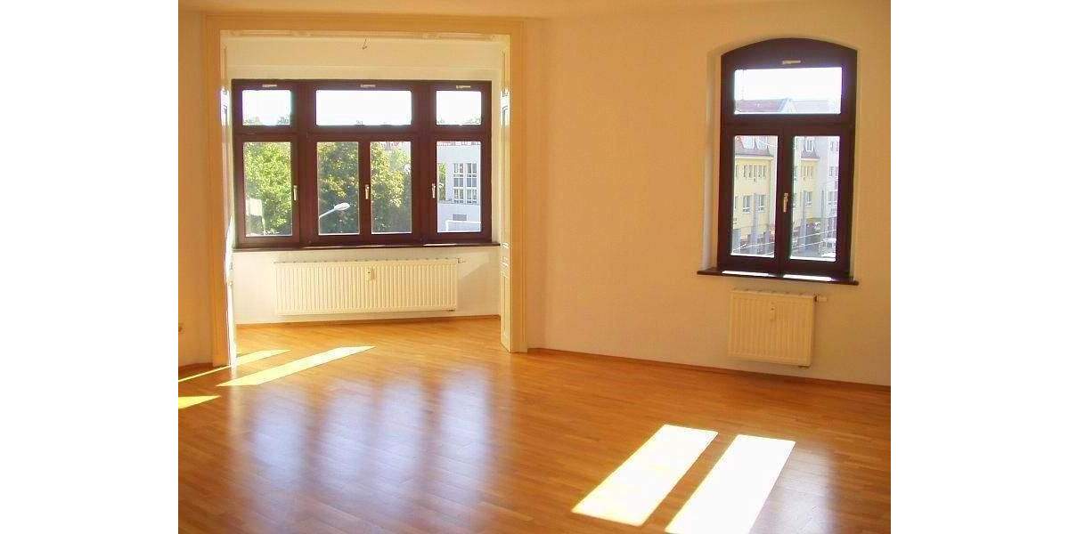 Ab Januar 2026: Stilvolle 3-Zimmer-Wohnung mit Parkettboden, sep. Küche & Badewanne * am Wasaplatz * 3 zimmer