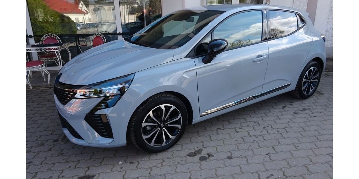 Renault Clio 17.350 km 16.990 &euro; Dresden 01217