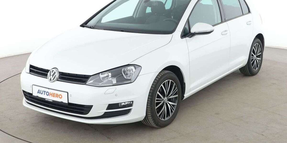 VW Golf 101.758 km 14.210 &euro; Dresden 01187