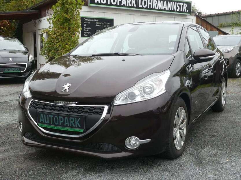 Peugeot 208 78.300 km 5.990 € Dresden 01237