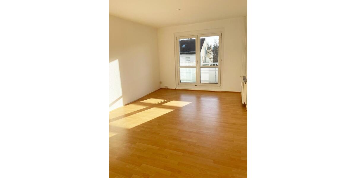 Etagenwohnung Dresden Prohlis - 3 Zimmer, 66 m&sup2;, 598&euro; | Angebot:26564877