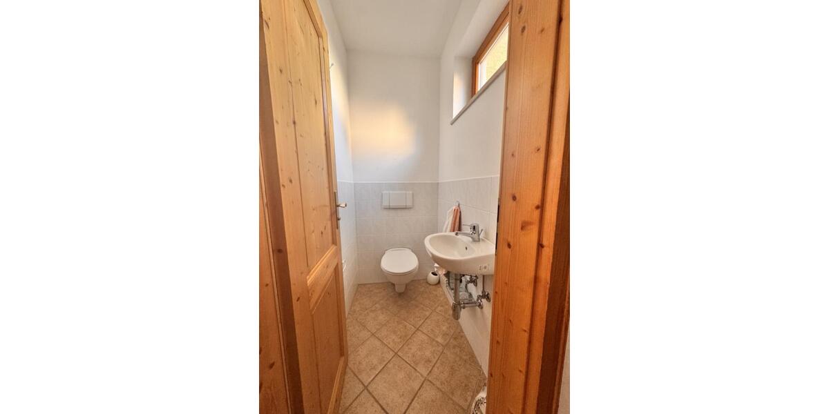 Reihenhaus Bannewitz - 6 Zimmer, 166 m&sup2;, 2.158&euro; | Angebot:25977535