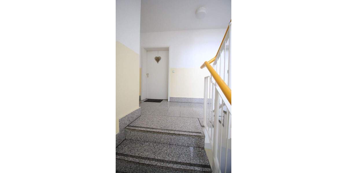 Etagenwohnung Dresden Niedersedlitz - 1 Zimmer, 44 m&sup2;, 105.000&euro; | Angebot:25154259