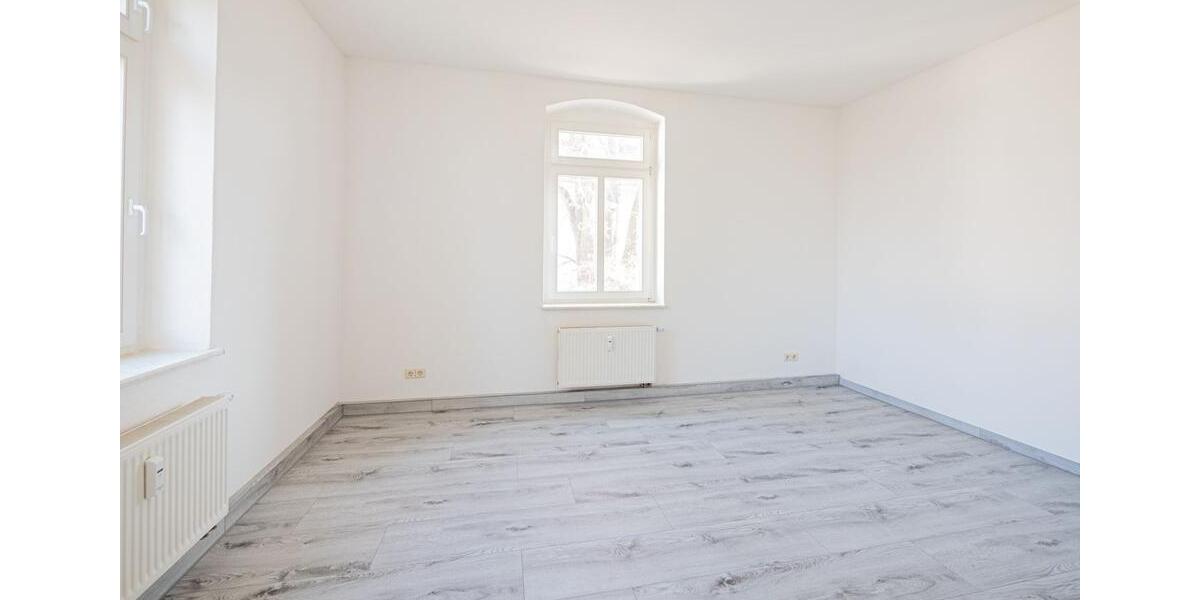 Etagenwohnung Dresden Klotzsche - 3 Zimmer, 75 m&sup2;, 1.100&euro; | Angebot:25181810