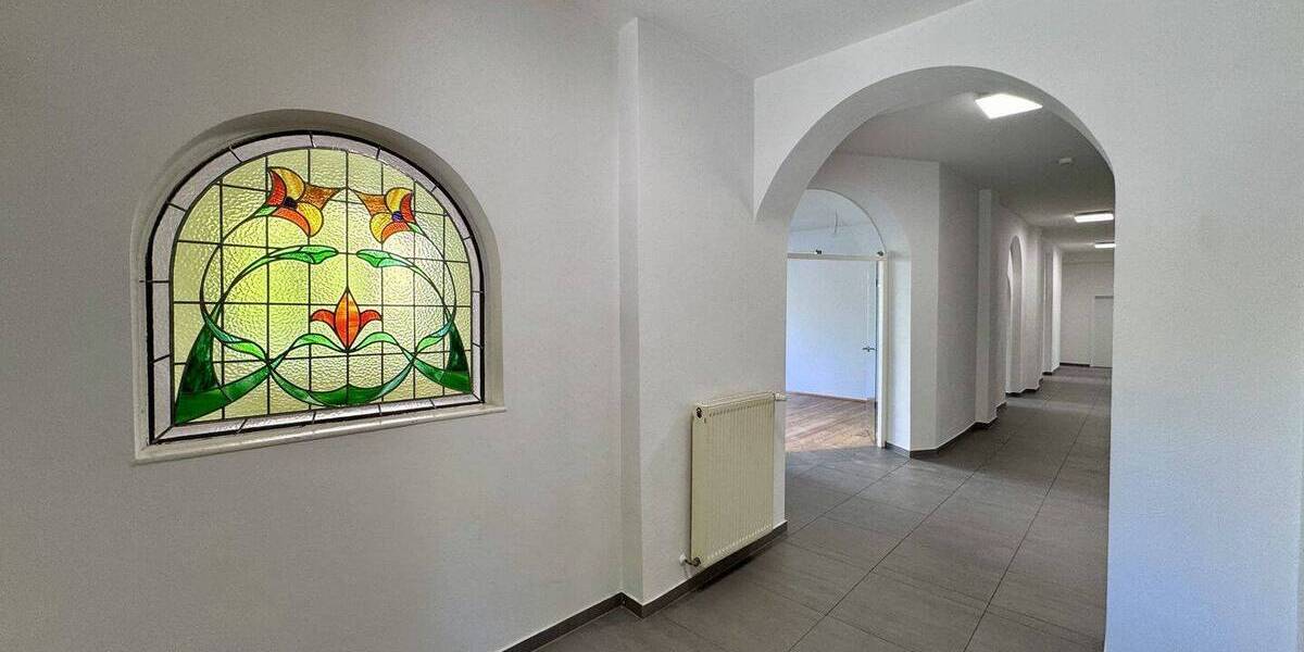 Gewerbeobjekt Dresden Striesen-Süd - 6 Zimmer, 220 m&sup2;, 2.750&euro; | Angebot:26585409