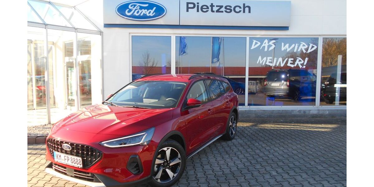 Ford Focus 7.500 km 29.990 &euro; Radeberg 01454