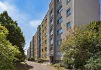 Wohnung zum Mieten in Dresden 261,50 € 36.32 m²