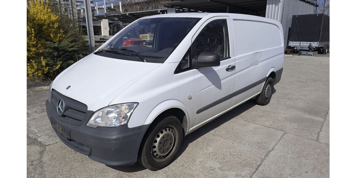 Mercedes-Benz Vito 187.585 km 7.390 &euro; Radebeul 01445