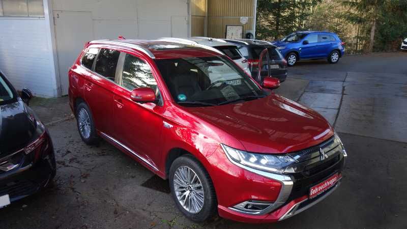 Mitsubishi Outlander 68.225 km 23.990 &euro; Freital 01705