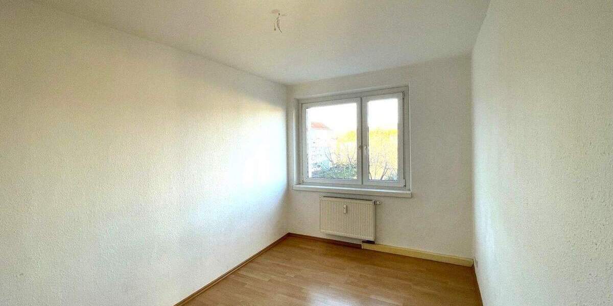 Etagenwohnung Dresden / Tolkewitz Tolkewitz/Seidnitz-Nord - 3 Zimmer, 62 m&sup2;, 596&euro; | Angebot:25818476