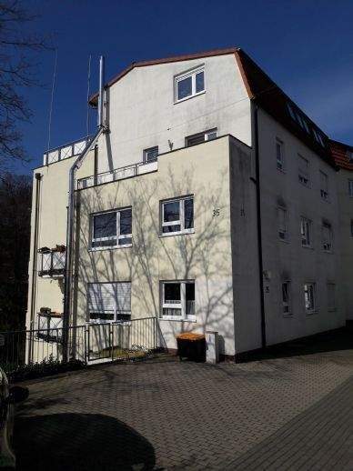 Etagenwohnung Freital - 2 Zimmer, 66 m&sup2;, 490&euro; | Angebot:25372461