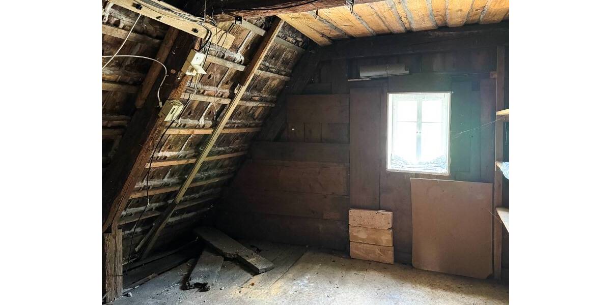 Einfamilienhaus Königstein - 4 Zimmer, 117 m&sup2;, 140.000&euro; | Angebot:26683270