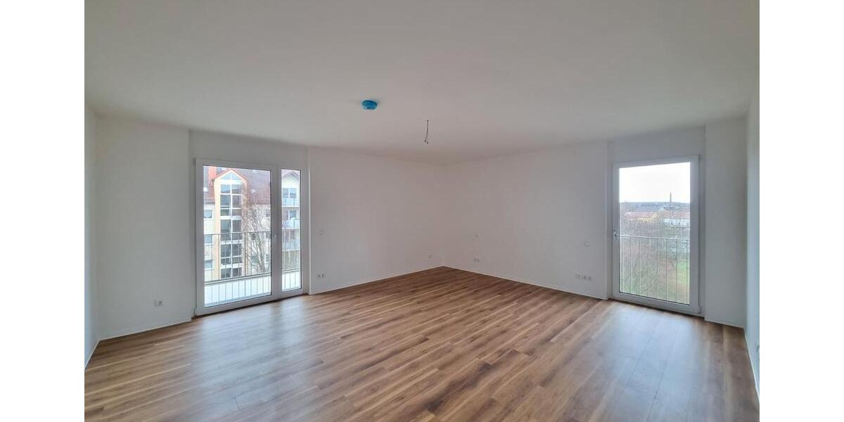 Etagenwohnung Radeberg - 3 Zimmer, 117 m&sup2;, 1.015&euro; | Angebot:26065730