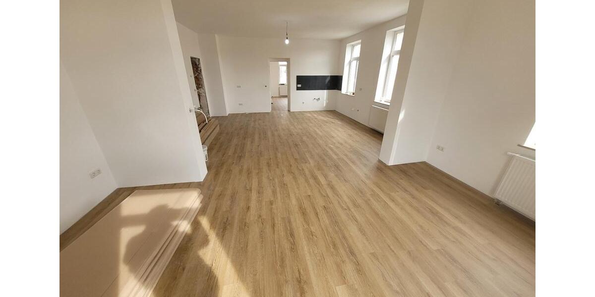 Etagenwohnung Dresden Cotta - 6 Zimmer, 160 m&sup2;, 1.790&euro; | Angebot:25415870