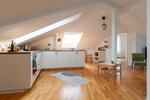 Dachgeschoßwohnung Dresden Loschwitz - 3 Zimmer, 101 m&sup2;, 1.165&euro; | Angebot:26288747