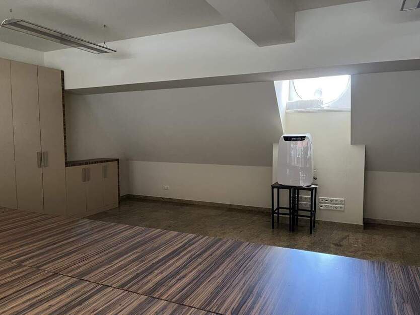 Repräsentatives Büro in Bestlage der Dresdner Innenstadt! 1 zimmer