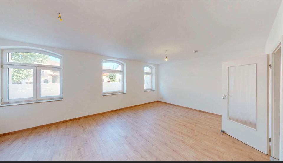 Erdgeschoßwohnung Dresden Pieschen - 4 Zimmer, 82 m&sup2;, 199.000&euro; | Angebot:26715713
