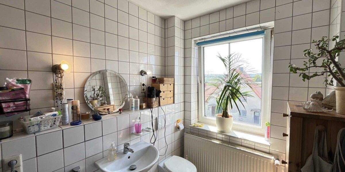 Etagenwohnung Dresden Niedersedlitz - 3 Zimmer, 85 m&sup2;, 245.000&euro; | Angebot:25866337