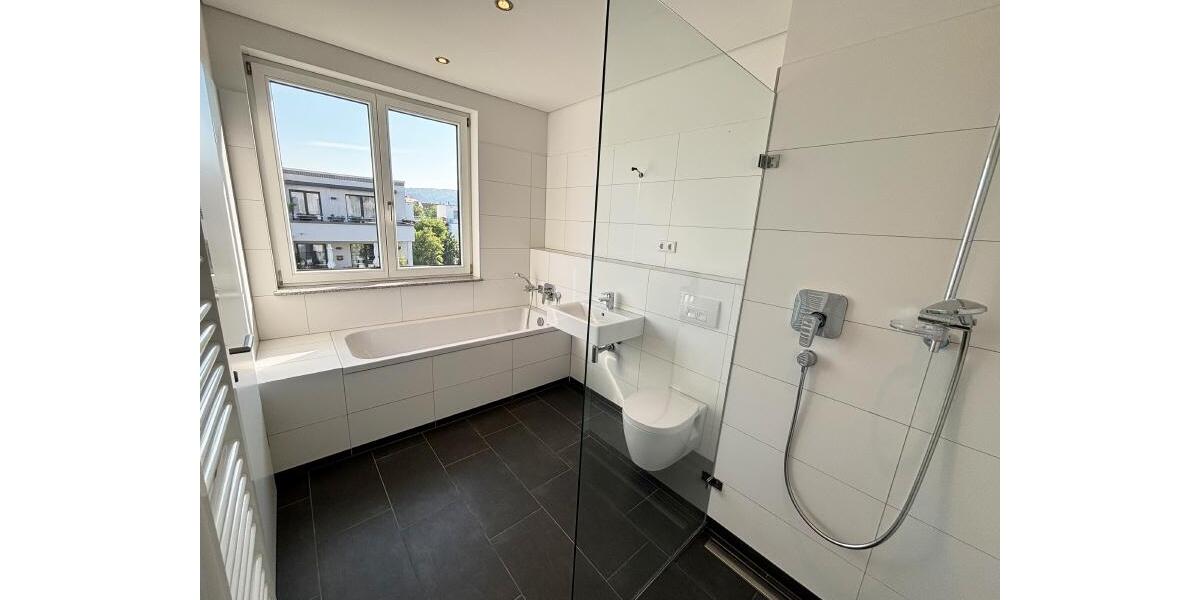 Etagenwohnung Dresden Blasewitz - 4 Zimmer, 120 m&sup2;, 1.925&euro; | Angebot:26676952