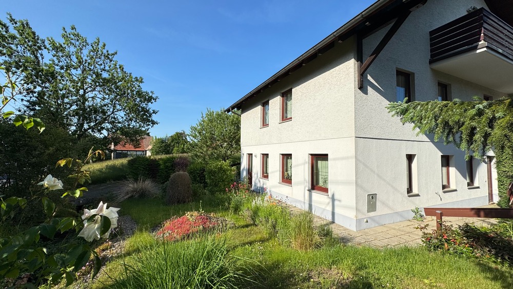 Helles, großes Einfamilienhaus mit Einliegerwohnung und Büro, Praxis oder Ferienwohnung - Einfamilienhaus Pohrsdorf Pohrsdorf | Angebot:26287315