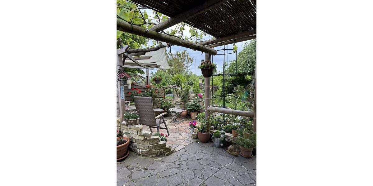 Einfamilienhaus Radebeul - 8 Zimmer, 180 m&sup2;, 520.000&euro; | Angebot:25815561