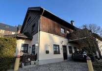 Haus zum Kaufen in Lauenstein 280.000 € 398 m²