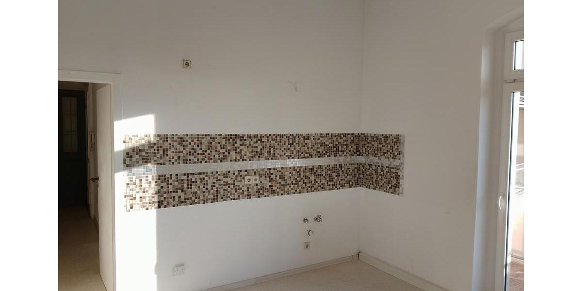 Etagenwohnung Radebeul - 4 Zimmer, 122 m&sup2;, 1.400&euro; | Angebot:25790617