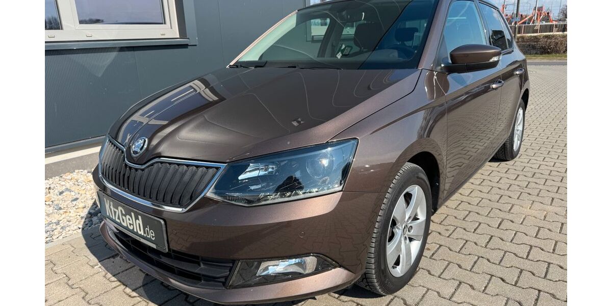 Skoda Fabia 142.900 km 9.990 &euro; Dresden 01157