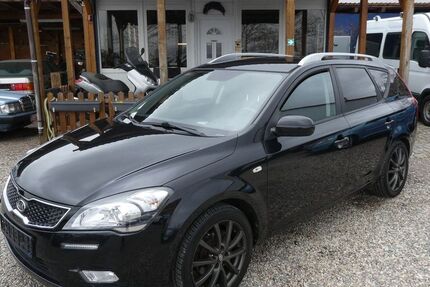 Kia ceed Sportswagon 125.370 km 4.490 &euro; Dresden 01219