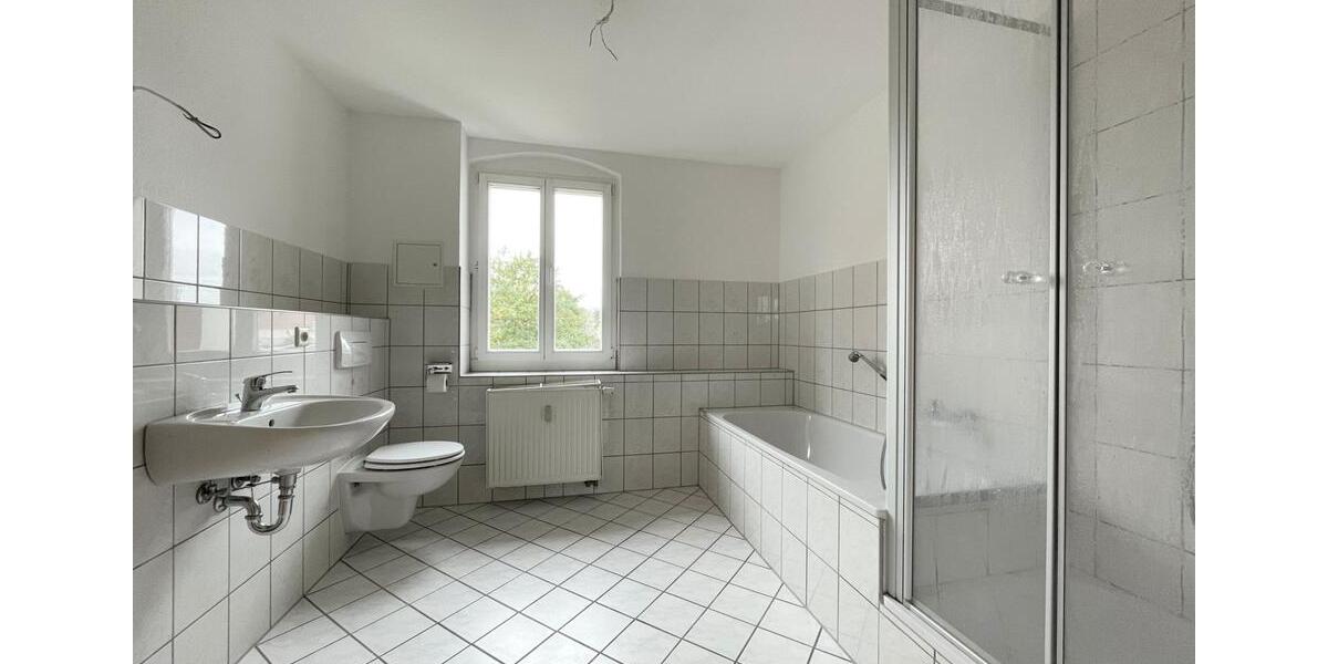 Etagenwohnung Radebeul - 4.5 Zimmer, 91 m&sup2;, 820&euro; | Angebot:23644309