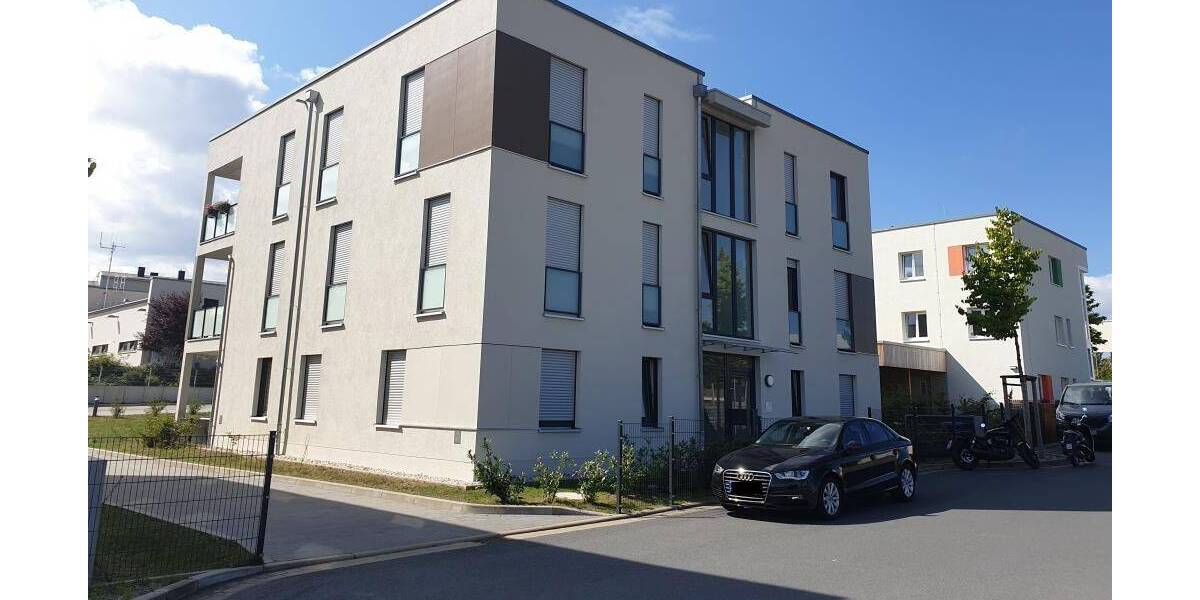 Etagenwohnung Dresden Klotzsche - 3 Zimmer, 75 m&sup2;, 1.366&euro; | Angebot:26779535