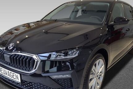 Skoda Scala 11.460 km 27.970 € Dresden 01067