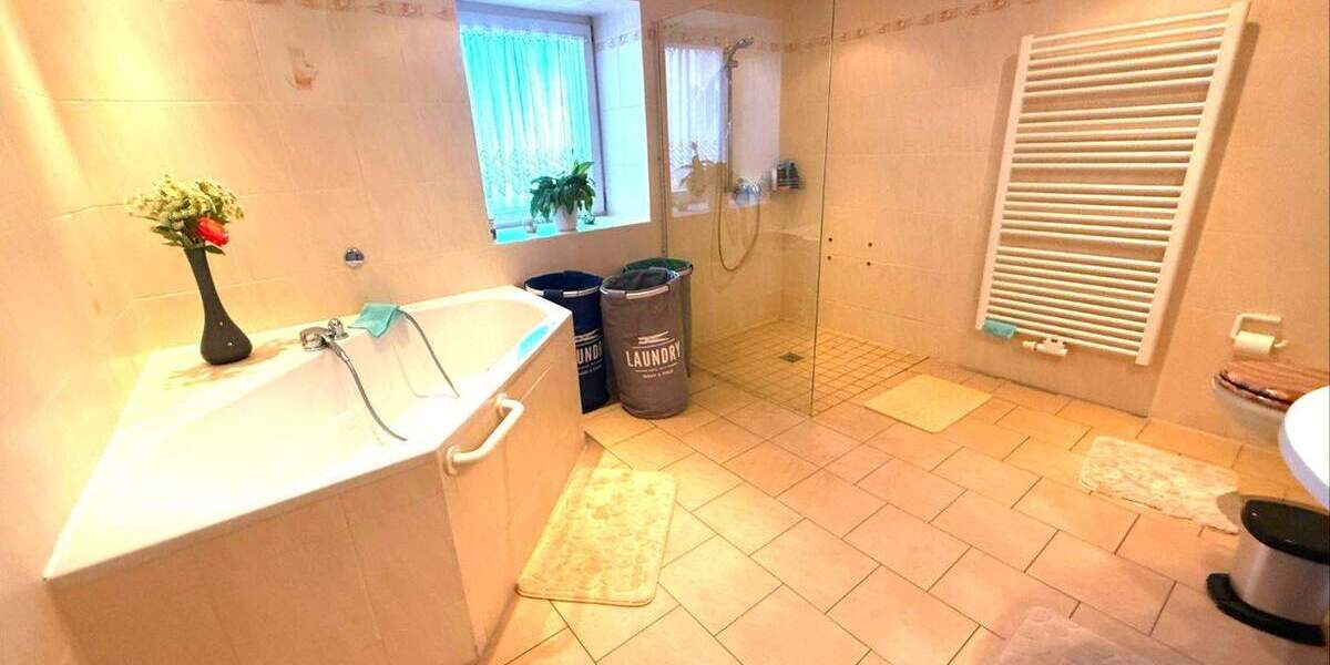 Einfamilienhaus Dresden Eschdorf - 7 Zimmer, 183 m&sup2;, 850.000&euro; | Angebot:25734791