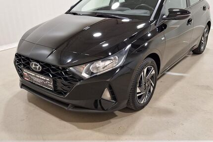 Hyundai i20 54.750 km 13.499 &euro; Dresden 01157