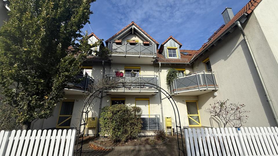 Dachgeschoßwohnung Radebeul - 2 Zimmer, 46 m&sup2;, 450&euro; | Angebot:26086397