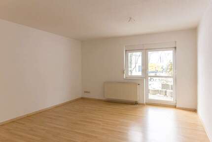 Wohnung zum Mieten in Klipphausen 400 € 60.4 m² 2 zimmer