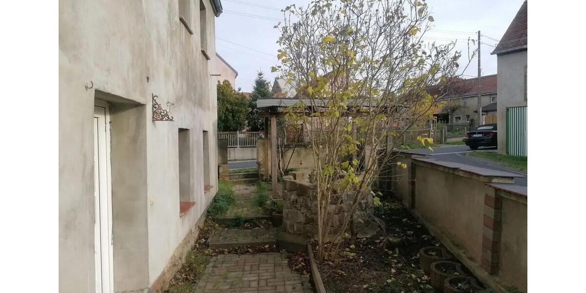 Einfamilienhaus Weinböhla - 3 Zimmer, 180 m&sup2;, 38.400&euro; | Angebot:26786746