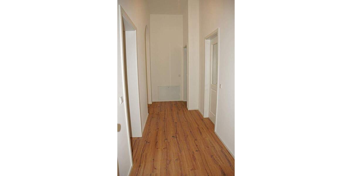 Etagenwohnung Pirna Zehista - 3 Zimmer, 98 m&sup2;, 925&euro; | Angebot:25777595