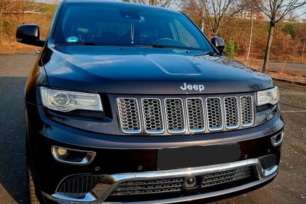 Jeep Grand Cherokee 85.351 km 27.100 &euro; Niederau 01689