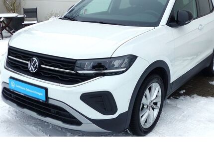 VW T-Cross 22.425 km 23.890 &euro; Dippoldiswalde 01744